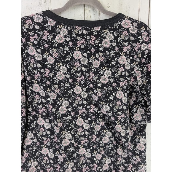 Croft Barrow Size XL Multicolor Black Floral Womens Split V Neck Pocket Blouse - Picture 6 of 7